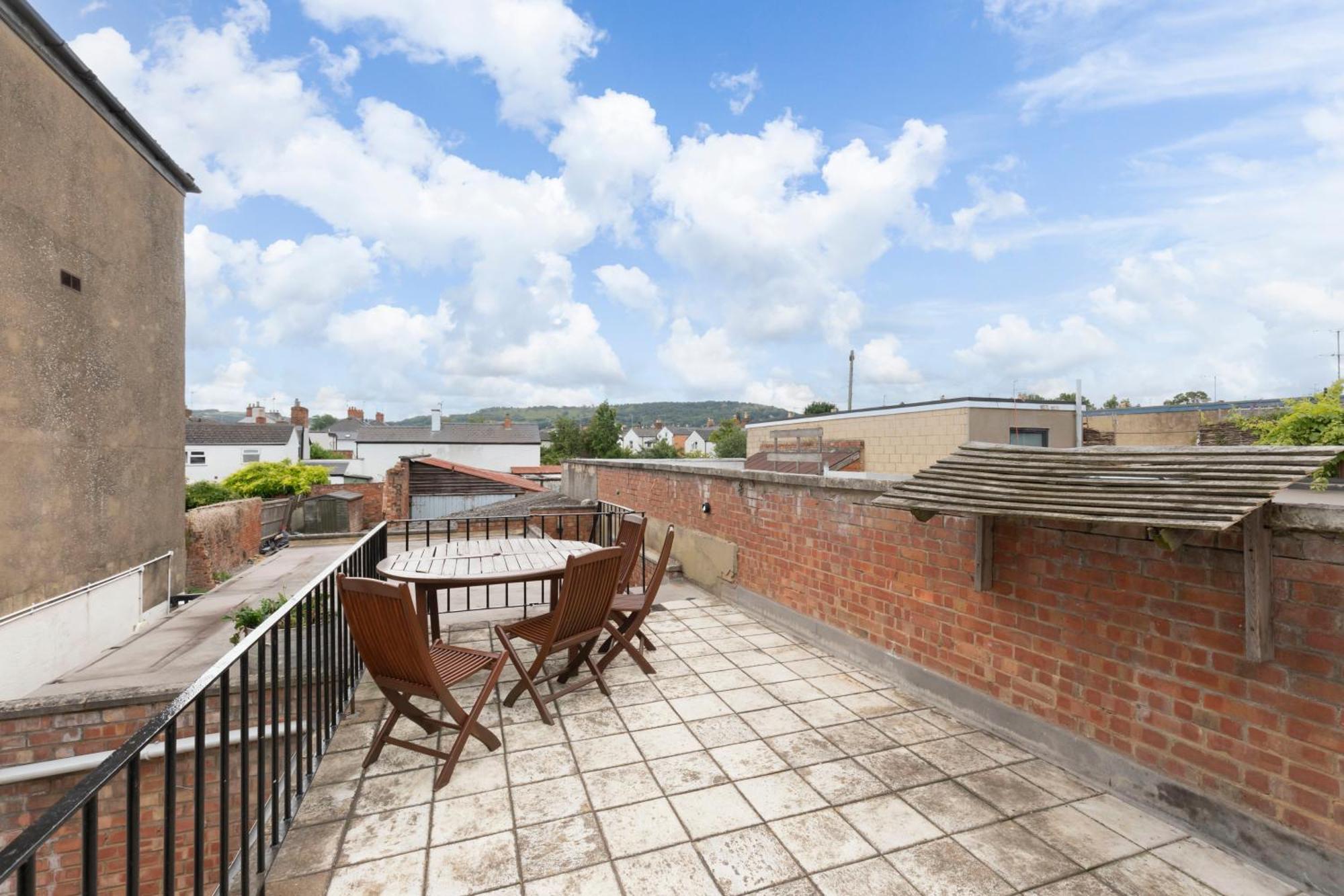 Holiday home Fabulous, Vibrant, Town House, Bath Road Cheltenham
