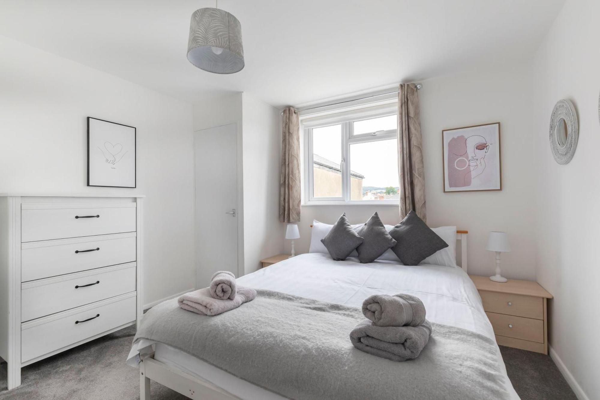 Holiday home Fabulous, Vibrant, Town House, Bath Road