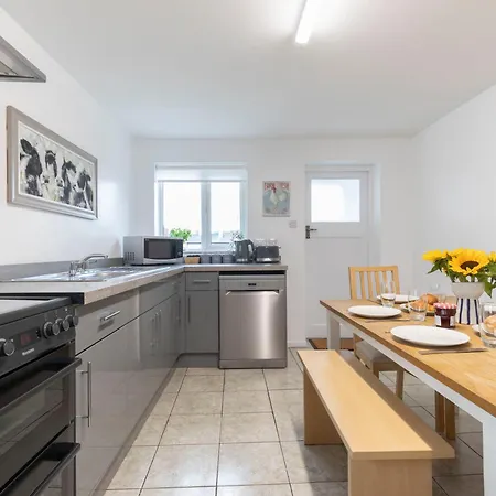 Fabulous, Vibrant, Town House, Central Bath Road Cheltenham Exterior photo