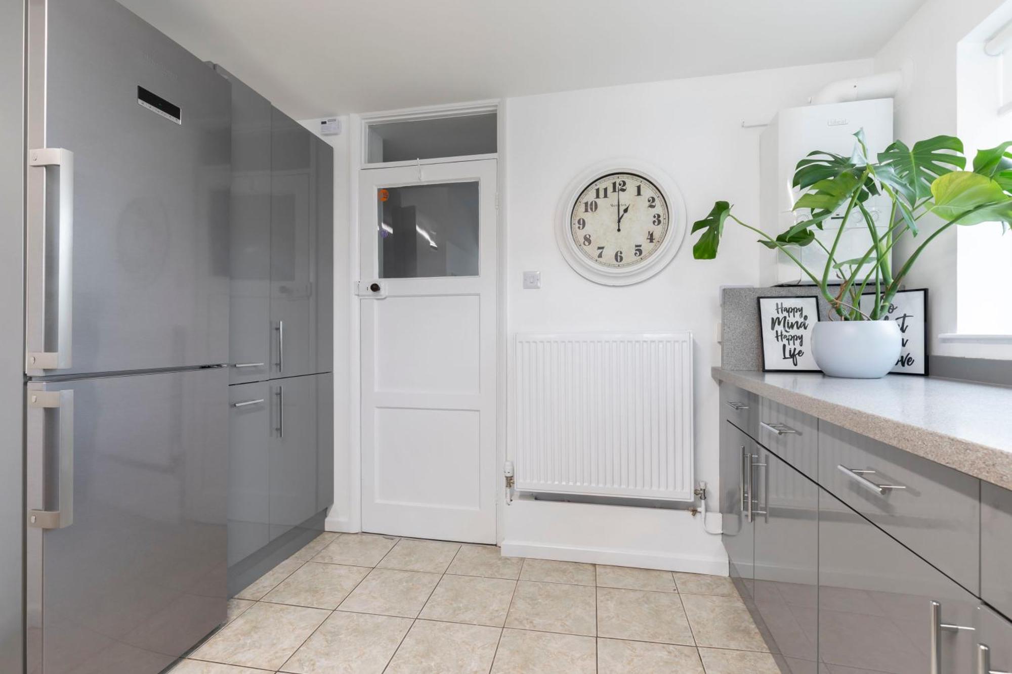 Fabulous, Vibrant, Town House, Bath Road Holiday home *
